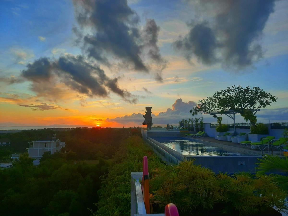 Maxonehotels At Bukit Jimbaran Exterior foto