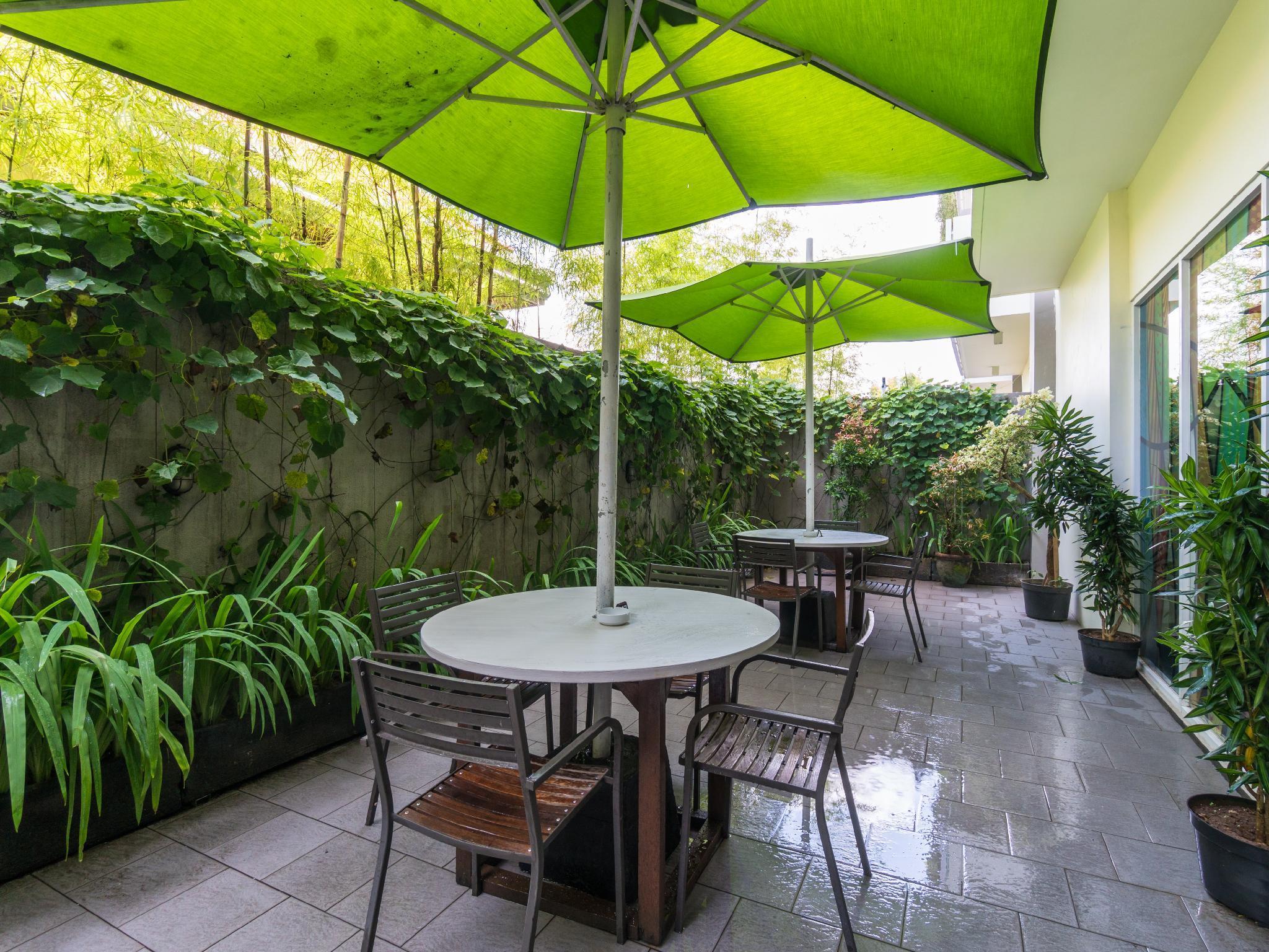 Maxonehotels At Bukit Jimbaran Exterior foto