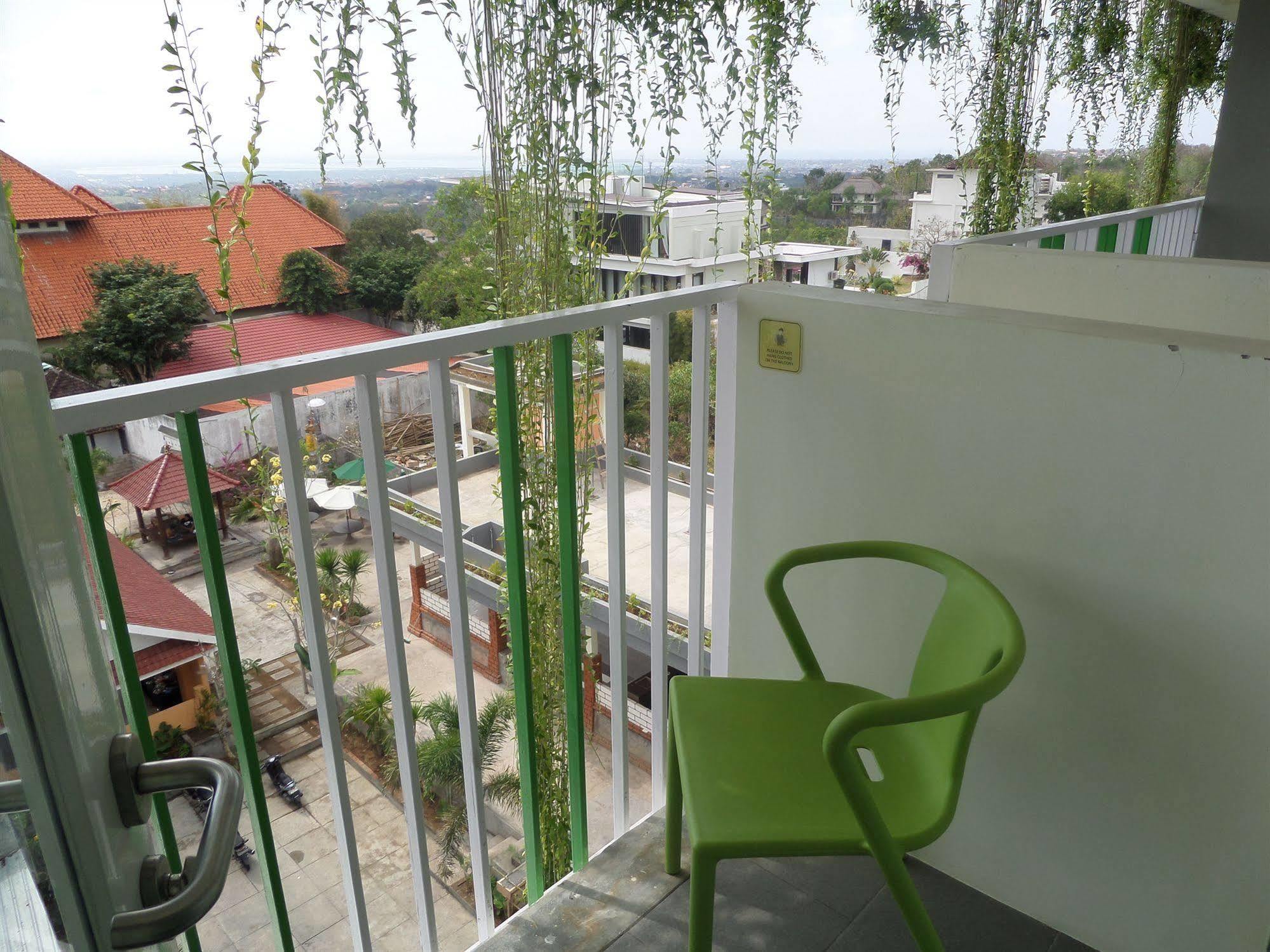 Maxonehotels At Bukit Jimbaran Exterior foto
